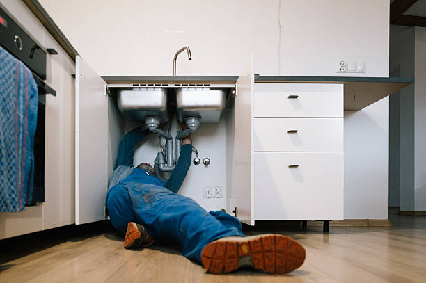 Professional Leak Detection technician working in Red Bud, IL